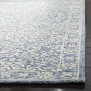 Safavieh Lrl Hand Tufted Wool Area Rug Traditional Blue Ivory Pattern for Large Living Rooms 2'-3" x 6'-0" LRL6935M-26