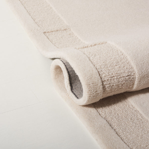 Safavieh Lrl Hand-Tufted Grayson Ivory Runner 2'3" X10' — Wool-Cotton Low-Pile Hallway Rug, Durable Elegant Border LRL6938A-210