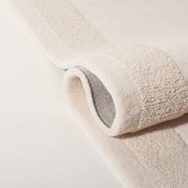 Safavieh Lrl Hand-Tufted Wool Ivory Runner Rug for Hallways Entryways and Narrow Spaces 8'-0" x 10'-0" LRL6940A-8