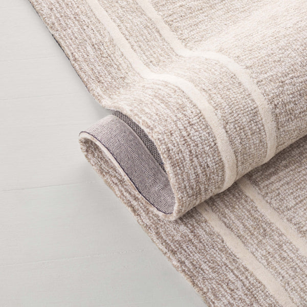 Safavieh Lrl Hand-Tufted Wool Cotton Runner 2'3" X10' In Beige Ivory — Plush Low Pile, Durable Hallway Accent LRL6941B-210