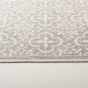 Safavieh Lrl Hand-Tufted Grey Ivory Wool-Cotton Rug — Low-Profile, Artisanal Comfort For Entryways & Bedsides 2'-6" x 4'-0" LRL6942F-24