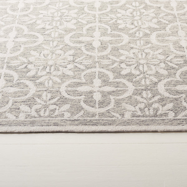 Safavieh Lrl Hand-Tufted Grey Ivory Wool-Cotton Rug — Low-Profile, Artisanal Comfort For Entryways & Bedsides 2'-6" x 4'-0" LRL6942F-24