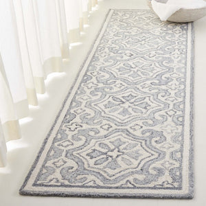 Safavieh Lrl Hand Tufted Wool Cotton Runner Rug Grey Ivory Traditional Hallway Entryway 2'-3" x 10'-0" LRL6944F-210