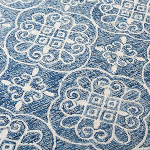 Safavieh Lrl Hand-Tufted Wool Cotton Medallion Accent Rug with Ornate Floral Detail 3'-0" x 5'-0" LRL6945N-3