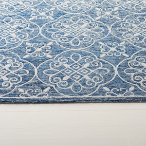 Safavieh Lrl Hand-Tufted Wool Cotton Medallion Accent Rug with Ornate Floral Detail 4'-0" x 6'-0" LRL6945N-4