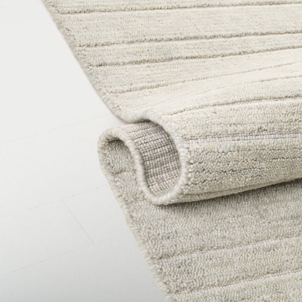 Safavieh Lauren Ralph Handloomed Wool Cotton Accent Rug Neutral Grey Plush Bedroom Entryway 8'-0" x 10'-0" LRL6952F-8