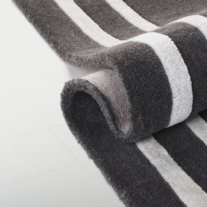 Safavieh Lauren Hand-Tufted Wool-Viscose Runner In Dark Grey With Ivory Border — Low Pile Durable Style 2'-3" x 8'-0" LRL6953G-28