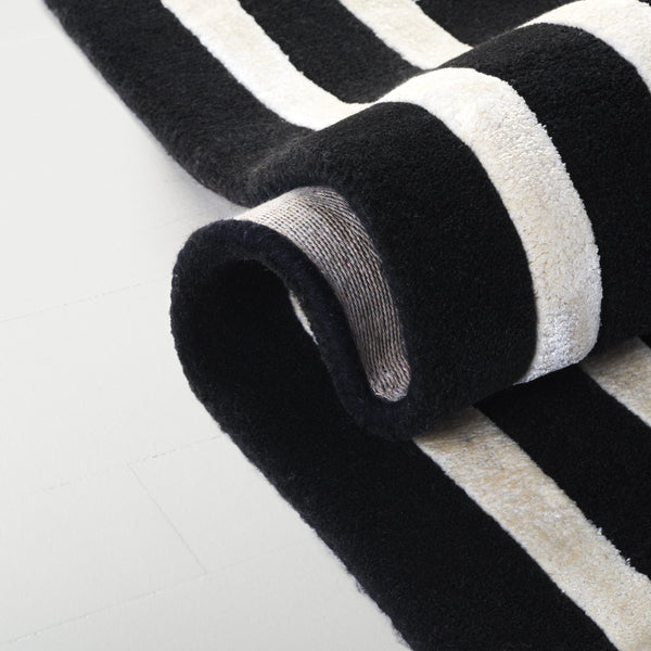 Safavieh Lauren Hand‑Tufted Charcoal & Ivory Wool‑Viscose Rug With Double Border—Plush Low‑Profile Comfort 8'-0" x 10'-0" LRL6953H-8