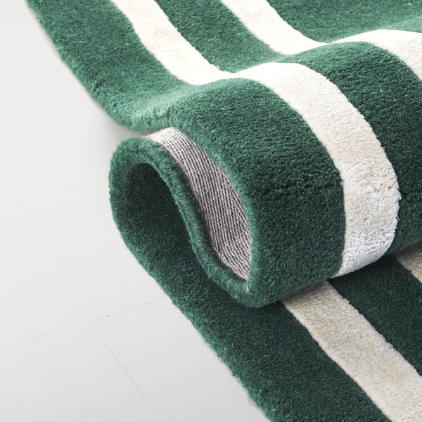 Safavieh Lauren Hand-Tufted Green & Ivory Square Rug With Wool-Viscose Sheen, Classic Double Border Elegance 6'-0" x 6'-0" LRL6953Y-6SQ