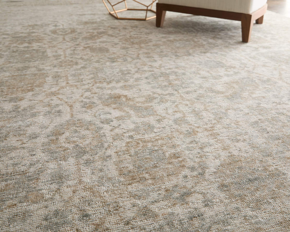 Feizy Rugs Loralai Oriental Distressed Area Rug with Muted Ivory Tones for Living or Dining Rooms 5' x 8' LRL8A64FBGEGRNE10