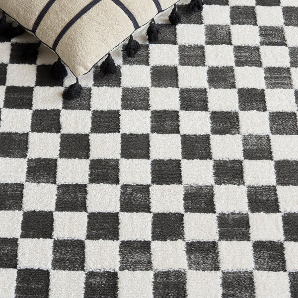 Safavieh Lunara Sleek Black & Ivory Runner Rug — Low-Profile, Stain-Resistant Polyester For Hallways 2'-2" x 8'-0" LUA300Z-28