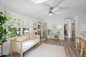 Safavieh Dune Rattan 3-Seater Sofa - Tropical Elegance With Plush Cushion For Comfortable Living Room Luxury White/Natural LVS1500A