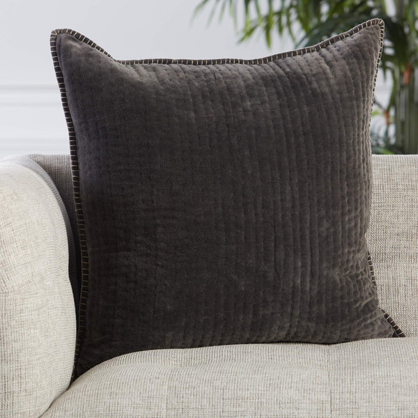 Jaipur Living Jaipur Living Beaufort Quilted Cotton Velvet Throw Pillow with Flange Border Charcoal Poly Fill PLW103519
