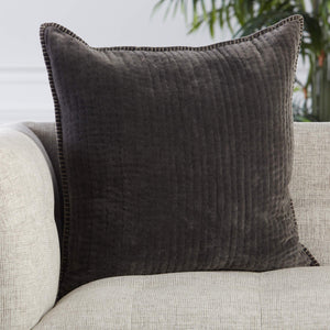 Jaipur Living Jaipur Living Quilted Cotton Velvet Pillow Cover with Flanged Edge for Elegant Bedrooms PLC102309