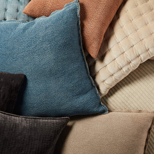 Jaipur Living Jaipur Living Warrenton Cotton Textured Square Pillow with Flanged Embroidered Border Blue Poly Fill PLW103521