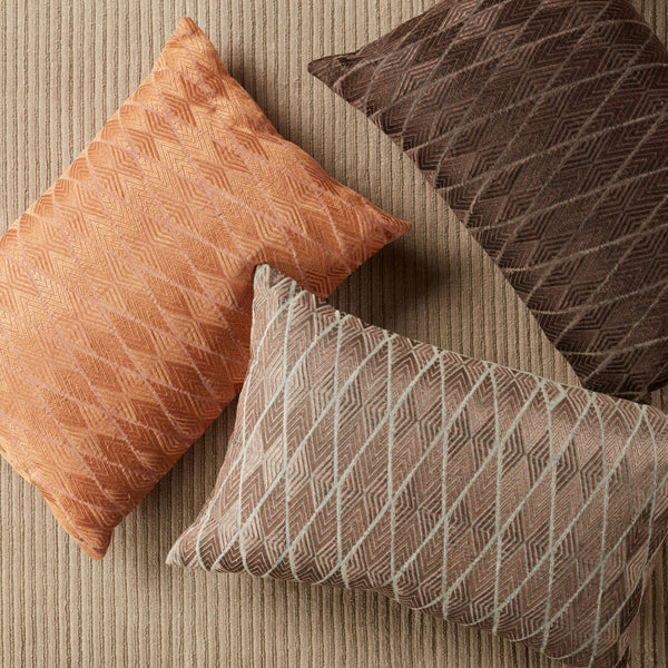Jaipur Living Jaipur Living Milton Lumbar Pillow Cover Geometric Embroidery Cotton Viscose Sofa Accent Rose PLC102489