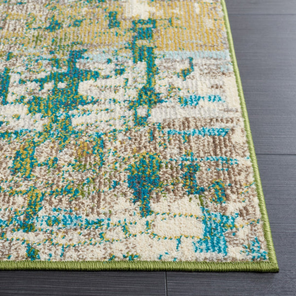 Safavieh Madison 469 Power Loomed 57% Polypropylene, 30% Cotton, 13% Polyester Modern Rug Green / Beige MAD469Y-5