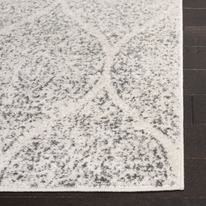 Safavieh Madison Ivory Silver Polypropylene Area Rug Turkish Woven Accent for Transitional Spaces Off White Square MAD604B-3SQ