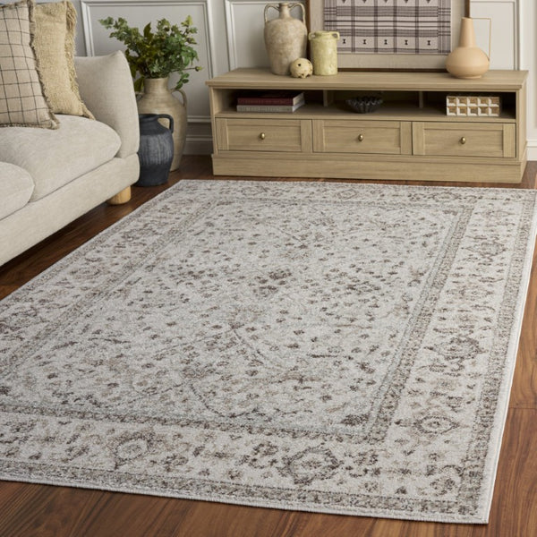 Safavieh Madison Traditional Polypropylene Hallway Runner Rug for Entryways and High Traffic Areas 5'-3" x 7'-6" MAD612A-5