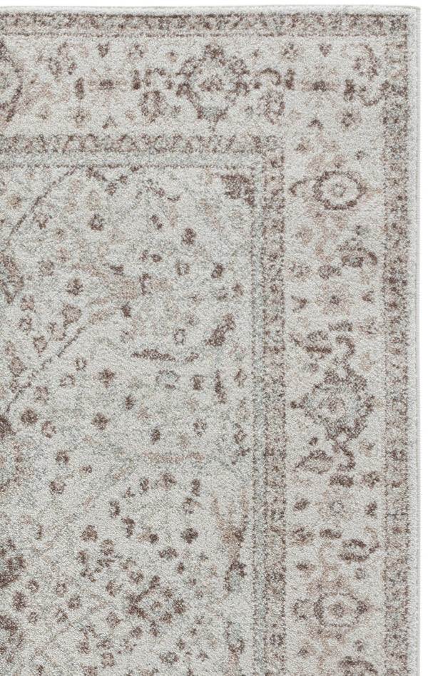 Safavieh Madison Traditional Polypropylene Hallway Runner Rug for Entryways and High Traffic Areas 6'-7" x 9'-2" MAD612A-6