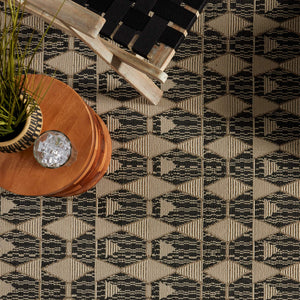 Jaipur Living Vibe by Jaipur Living Maji Polypropylene Geometric Lattice Indoor Outdoor Area Rug Black 8'X10' RUG150278