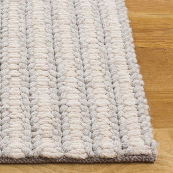 Safavieh Manhattan Runner Rug - Timeless Elegance, Hand-loomed Comfort, Perfect For Hallways And Entryways Ivory ,Grey 70% Wool 20% Cotton 10% Polyster Man225f-5