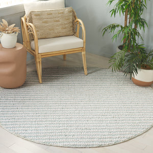 Safavieh Manhattan Runner Rug - Timeless Elegance, Hand-loomed Comfort, Perfect For Hallways And Entryways Ivory ,Sage 70% Wool 20% Cotton 10% Polyster Man225y-6r