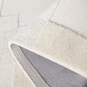 Safavieh Manhattan 576 Hand Tufted Contemporary Rug Ivory / Beige 8' x 10'