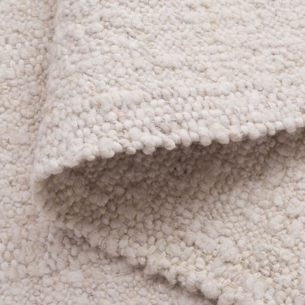 Safavieh Manhattan Luxe Hand-woven Area Rug In Light Hue - Chic Modern Design For Timeless Home Elegance Ivory 85% Wool,15% Cotton Man676a-9