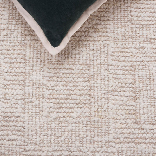 Safavieh Manhattan Handwoven Area Rug - Elegant Wool & Cotton Blend For Modern Chic Home Decor And Comfort Ivory ,Beige 85% Wool,15% Cotton Man680b-9