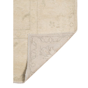 Maya Hand-knotted Wool Viscose Area Rug Distressed Silver Bordered Accent