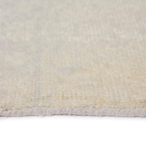 Maya Hand-knotted Wool Viscose Area Rug Distressed Silver Bordered Accent
