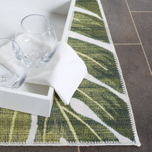 Safavieh Malibu Contemporary Floral Area Rug – Elegant Design, Durable, Washable, Perfect For Any Room Ivory ,Pink Polyester Pile Mbu850a-5