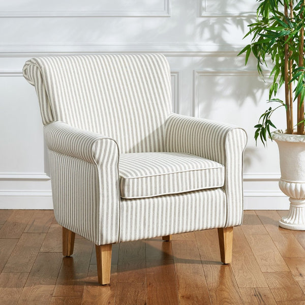 Safavieh Hazina Club Chair - Luxurious Paisley Upholstery, Classic Design, Perfect For Living Spaces & More Beige Stripe MCR1002E