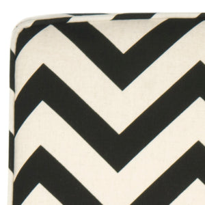 Safavieh Armond Chair - Stylish Chevron Accent Chair For Modern Living Rooms, Bedrooms, Or Cozy Reading Nooks Black / White MCR1006D
