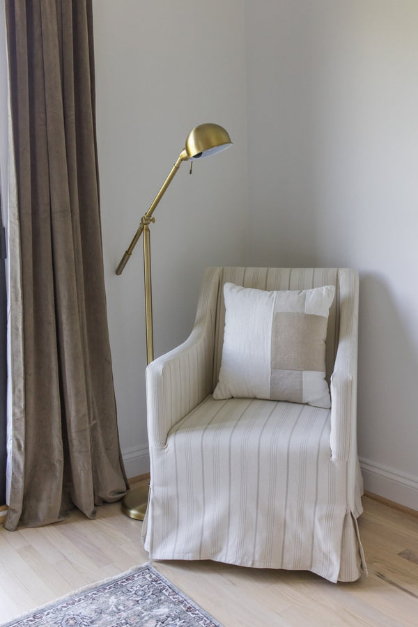 Safavieh Sandra Slipcover Chair - Timeless Beige & Cream Ticking Stripe Accent For Cozy Living Spaces MCR4542A