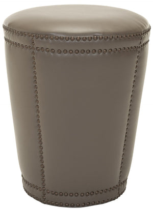 Safavieh Jeramiah Ottoman - Stylish Clay Leather Drum Seat With Brass Nail-Head Trim For Modern Interiors MCR4595B