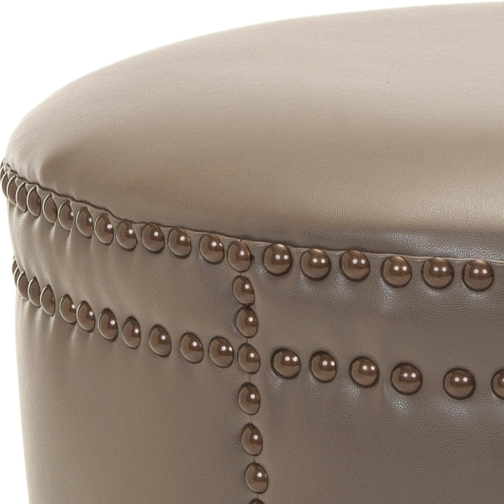 Safavieh Jeramiah Ottoman - Stylish Clay Leather Drum Seat With Brass Nail-Head Trim For Modern Interiors MCR4595B