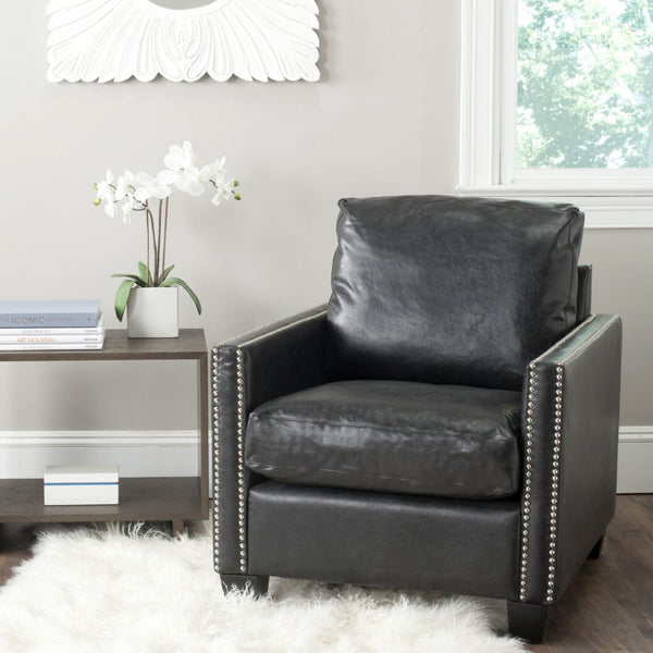 Safavieh Horace Leather Club Chair With Silver Nail Heads – Luxurious Antique Black Pu, Overstuffed Comfort MCR4736A