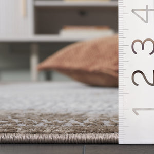 Safavieh Meadow Modern Turkish Area Rug - Luxurious Grey And Ivory Design For Sophisticated Living Spaces Brown ,Ivory Polyester Mdw333t-5