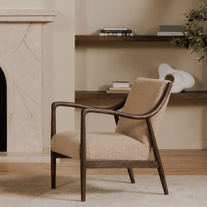 Moe's Home Yates Accent Chair With Solid Oak Frame And Luxurious Faux Shearling For Cozy Mid-century Charm Beige Upholstery, 100% Polyester,Solid Oak Frame Me-1074-34