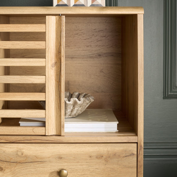 Safavieh Adrin 3 Drawer Sideboard/Media Stand In Walnut - Elegant Storage Solution For Modern Living Spaces Oak ,Brass Pb ,Mdf Med3105c-2bx