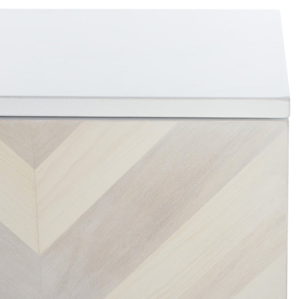Safavieh Tay 3-Shelf Media Stand: Retro-Chic Design With Chevron Pattern, Storage & Style For Your Living Room MED5012A