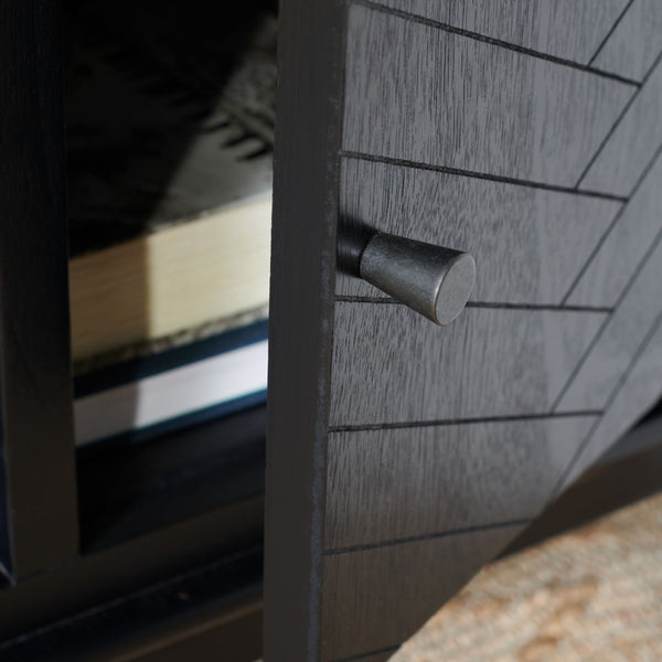 Safavieh Magnolia Media Stand With Oversized Herringbone Doors And Elegant Turned Feet For Stylish Storage Black MED5702B