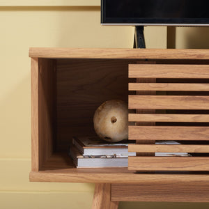 Safavieh Aurelio Vintage-Inspired Media Stand With Two Shelves And Smart Cable Management For Modern Living Oak MED9600D