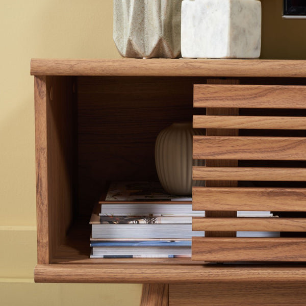 Safavieh Esma Stylish Media Stand With Retro Design, Two Shelves, And Cable Management For Modern Spaces Oak MED9601D