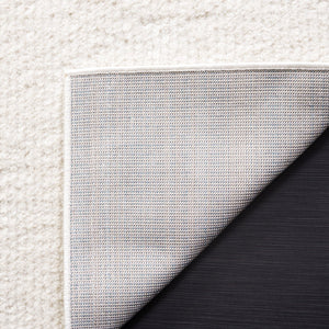 Safavieh Melody Elegant Area Rug – Luxurious Polyester, Plush 5/8" Pile, Timeless Design For Any Décor Ivory Polyester Mel108a-5r