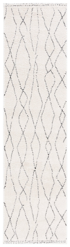 Safavieh Melody Elegant Area Rug - Luxurious Softness, Durable Design, Bohemian Charm For Timeless Spaces Ivory ,Black Polyester Mel112b-10