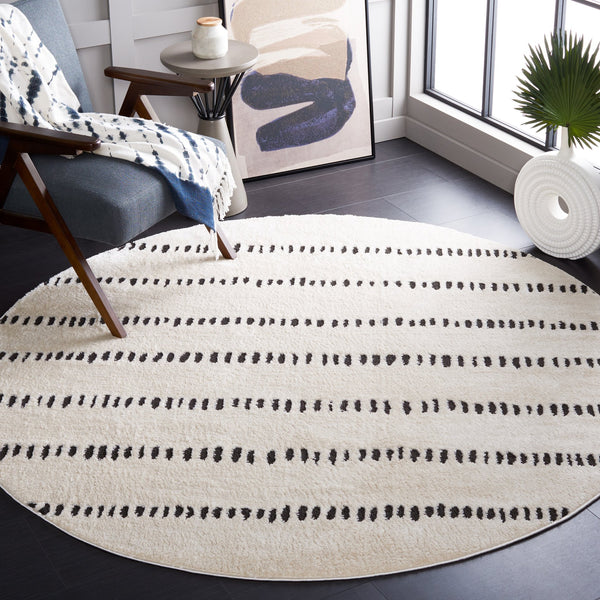 Safavieh Melody Modern Ivory And Black Geometric Rug — Low-Pile, Durable Power-Loomed Performance For Homes 6'-0" x 8'-0" MEL114A-68