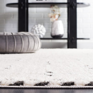 Safavieh Melody Bohemian Ivory And Black Area Rug – Luxurious Polyester, Oeko-tex Certified, Durable Style Ivory ,Black Polyester Mel134a-7sq